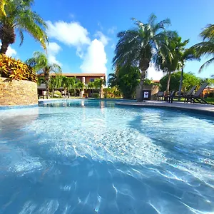 Eagle Luxury House, Walking Distance To The Сasa de vacaciones Palm Beach